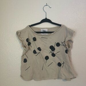 Omamimini Beige and Black Crop Top